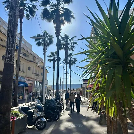 French Riviera Chic Cocoon - Pool, Beach, Parking * Antibes